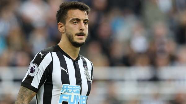 Joselu focus.jpg