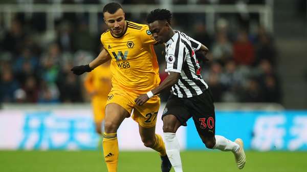 Christian Atsu Wolves.jpg