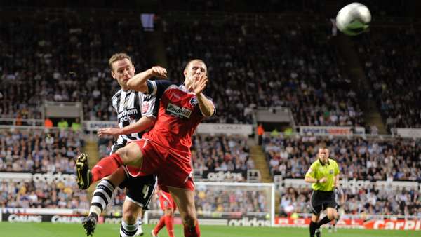 Kevin Nolan Huddersfield.jpg