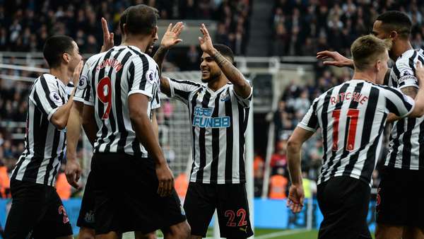Huddersfield celebrations.jpg