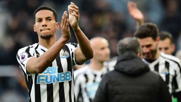Isaac Hayden applauds fans.jpg